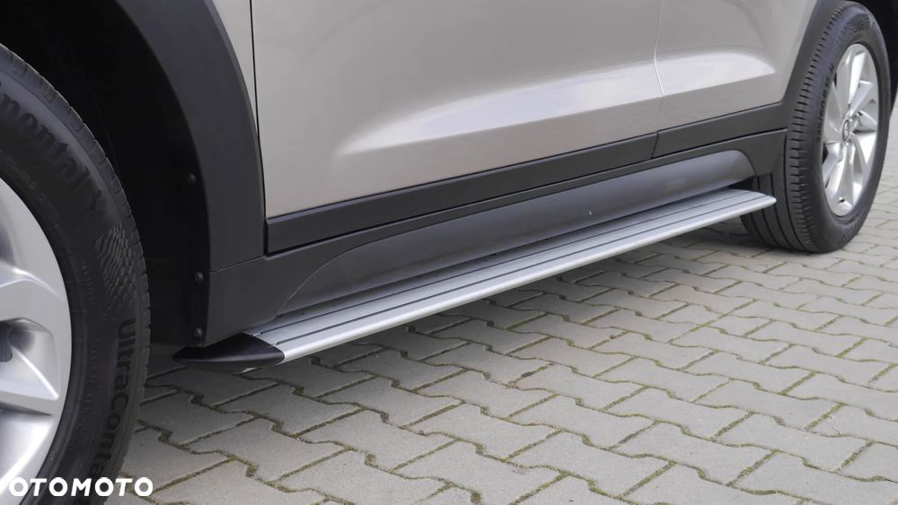 Hyundai Tucson blue 1.7 CRDi 2WD Style - 36