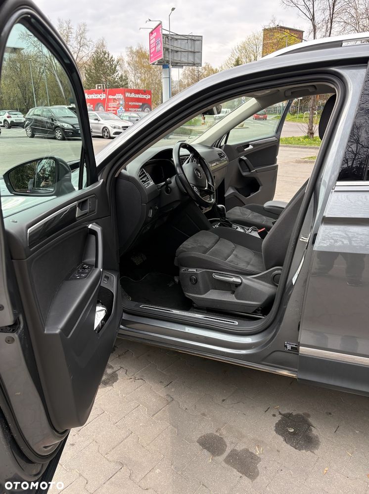 Volkswagen Tiguan Allspace 2.0 TSI 4Mot Highline DSG - 6
