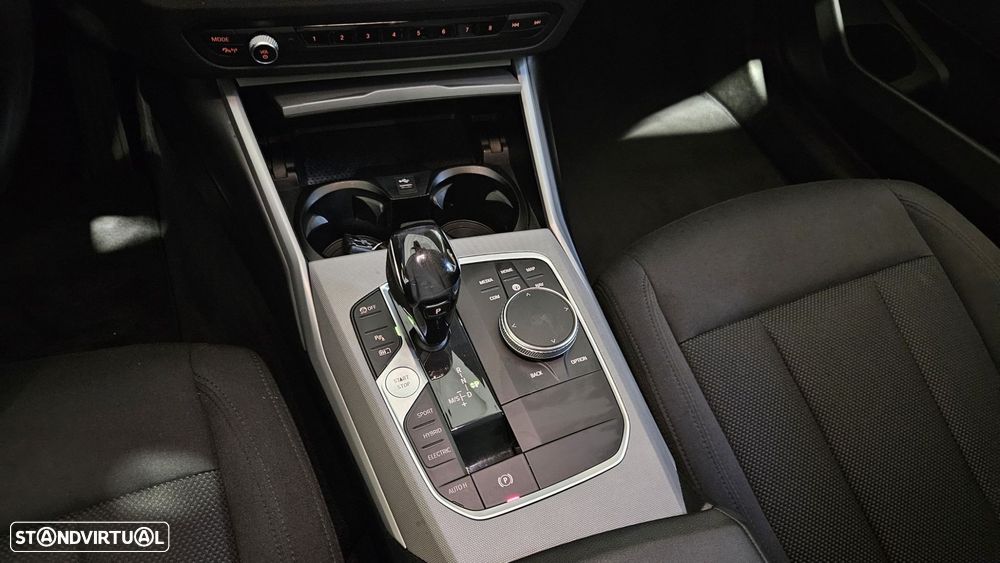 BMW 330 e Auto - 16