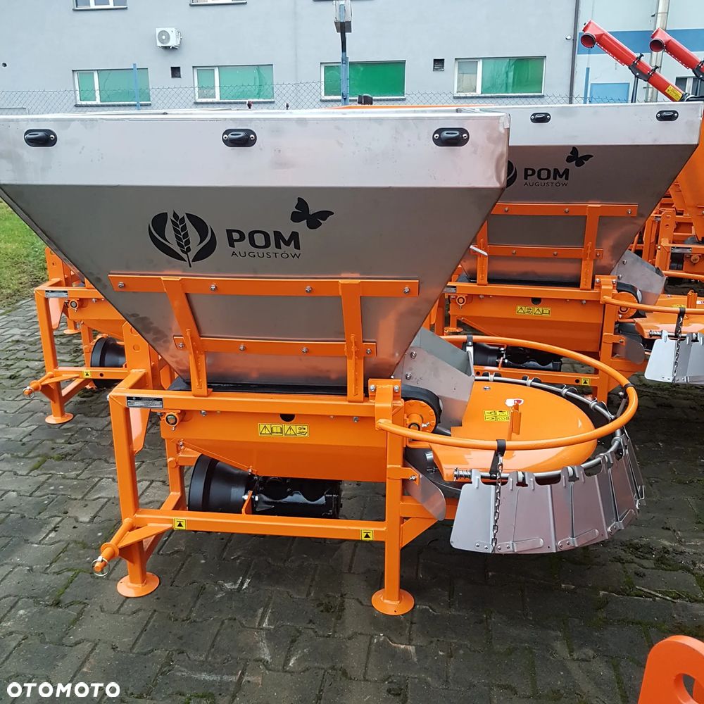 POM Augustów Piaskarka rozsiewacz nawozów MOTYL 400kg, 600kg - 9