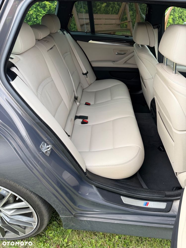BMW Seria 5 520d M Sport - 26