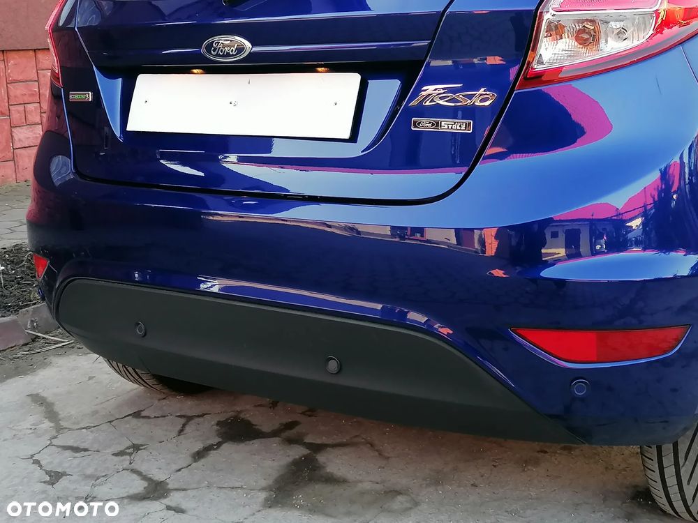 Ford Fiesta - 17