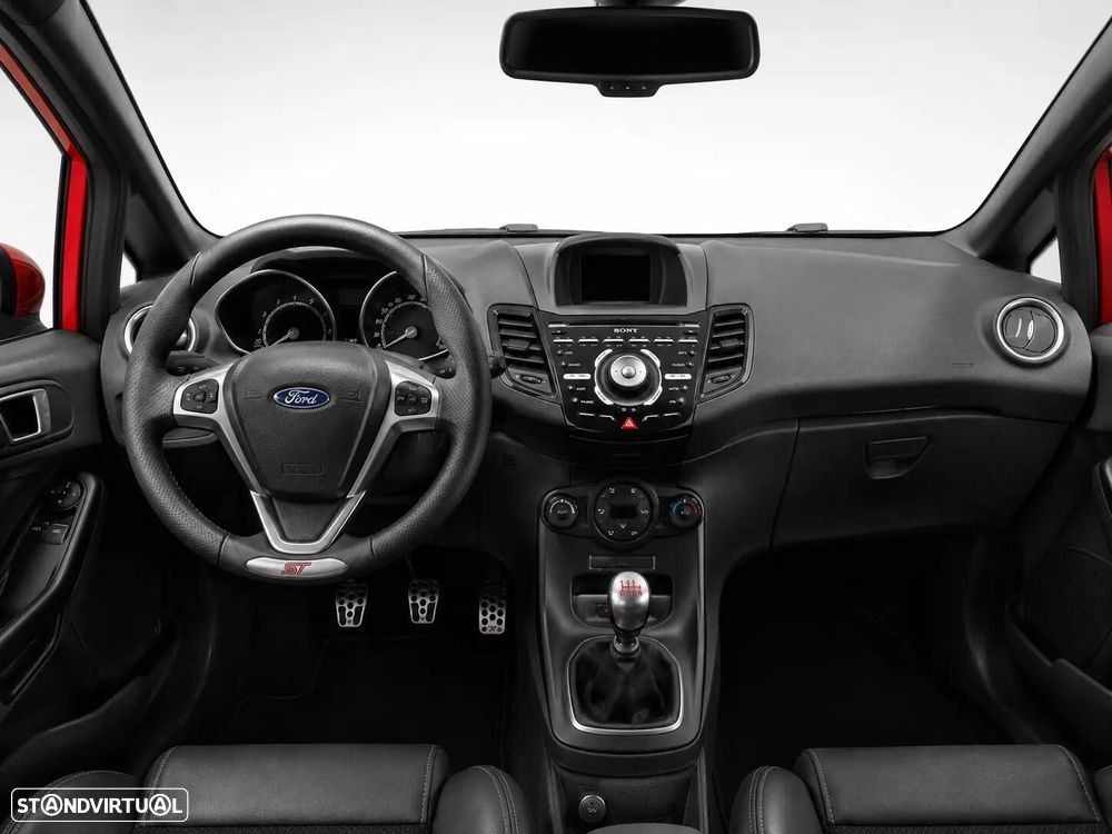 Ford Fiesta 1.6 EcoBoost c/ Pack Pele Desportiva ST - 16