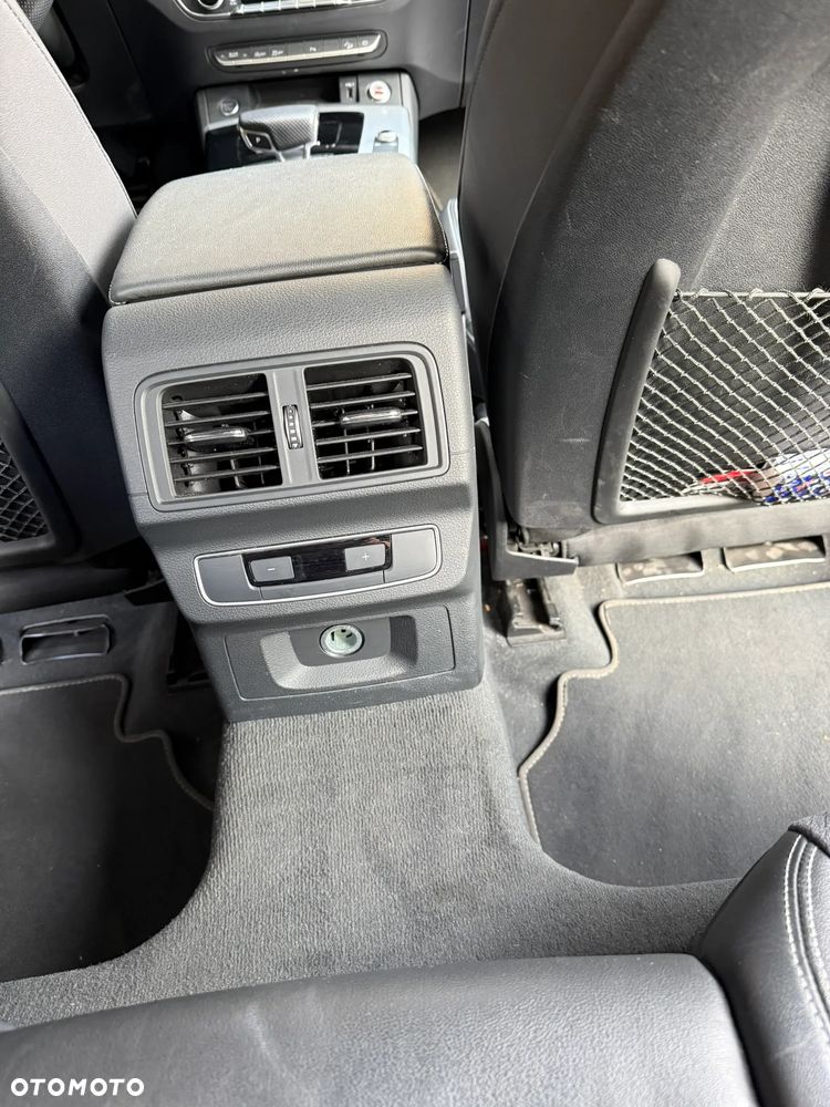 Audi Q5 40 TDI mHEV Quattro S Line S tronic - 38