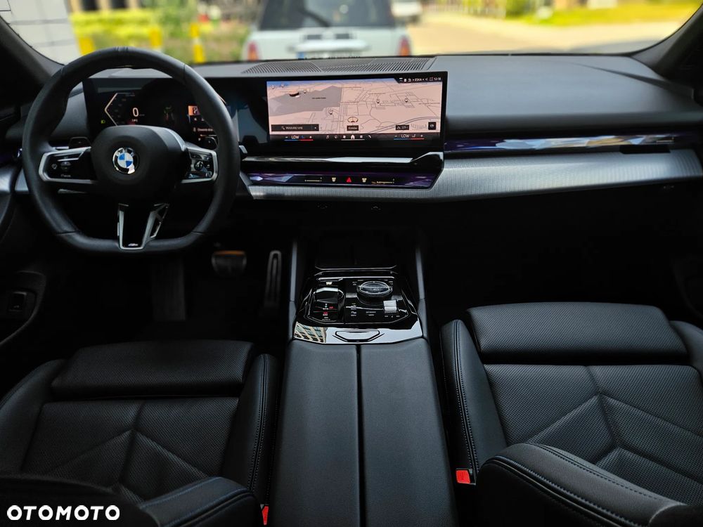 BMW Seria 5 520d xDrive mHEV M Sport - 28