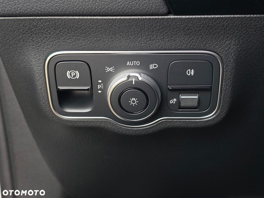 Mercedes-Benz GLA 200 mHEV AMG Line 7G-DCT - 16