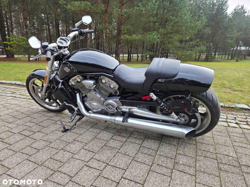Harley-Davidson V-Rod Muscle - 16