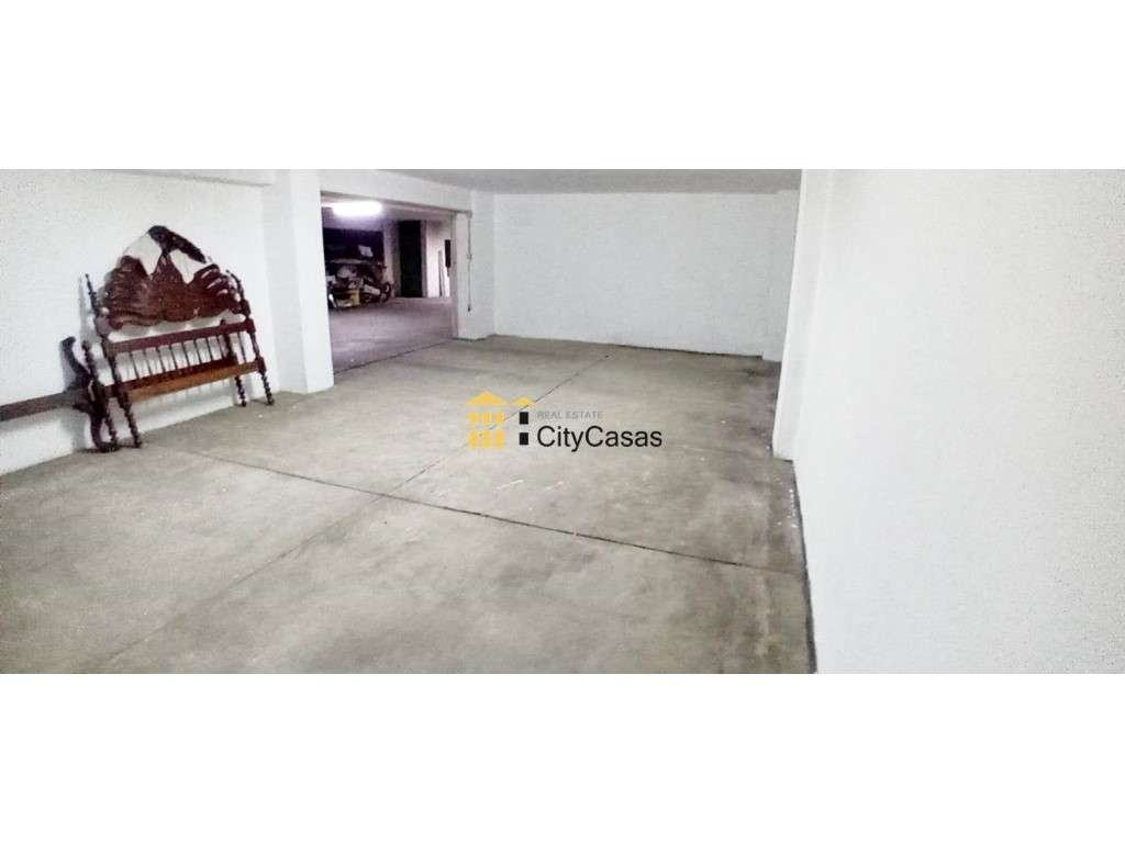 Garagem Box 50 m2 | Águas Santas - Grande imagem: 3/7