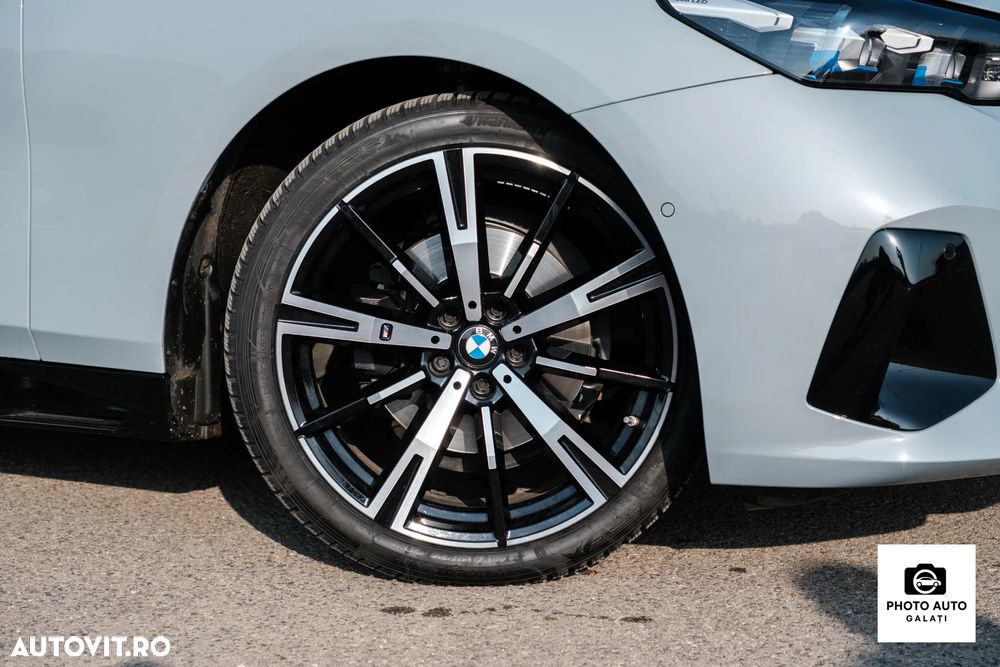 BMW Seria 5 520d xDrive AT MHEV - 28