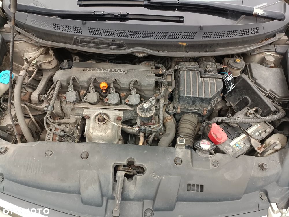 Honda Civic 1.8 Comfort - 11
