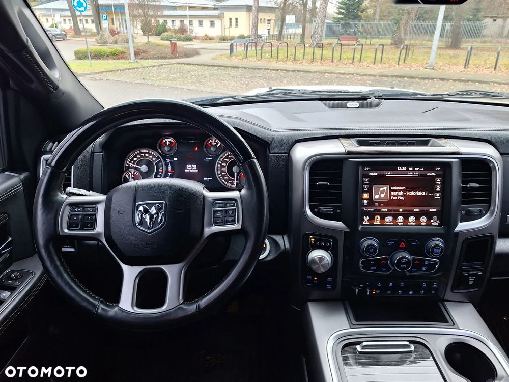 Dodge RAM - 16