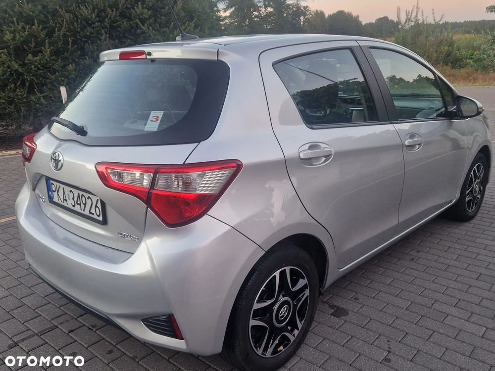 Toyota Yaris - 7