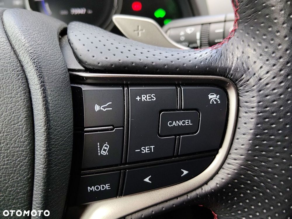 Lexus UX 250h GPF F Sport Edition AWD - 21
