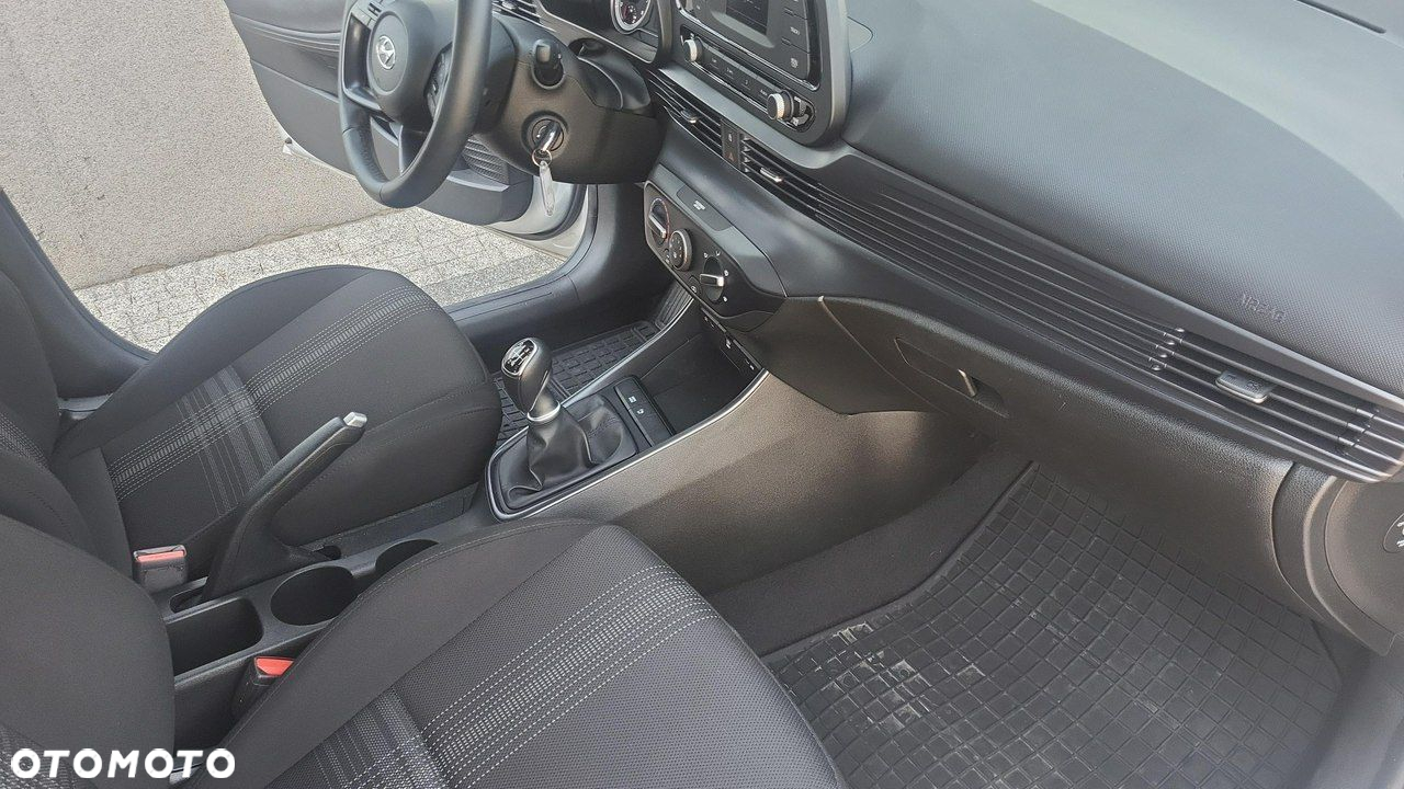 Hyundai i20 - 19