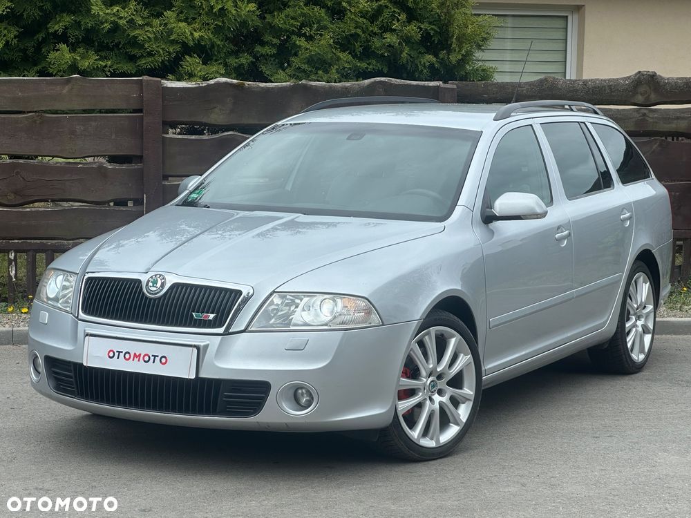 Skoda Octavia 2.0 TDI CR DPF RS - 8