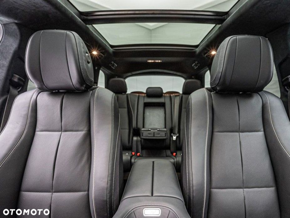 Mercedes-Benz GLS - 14