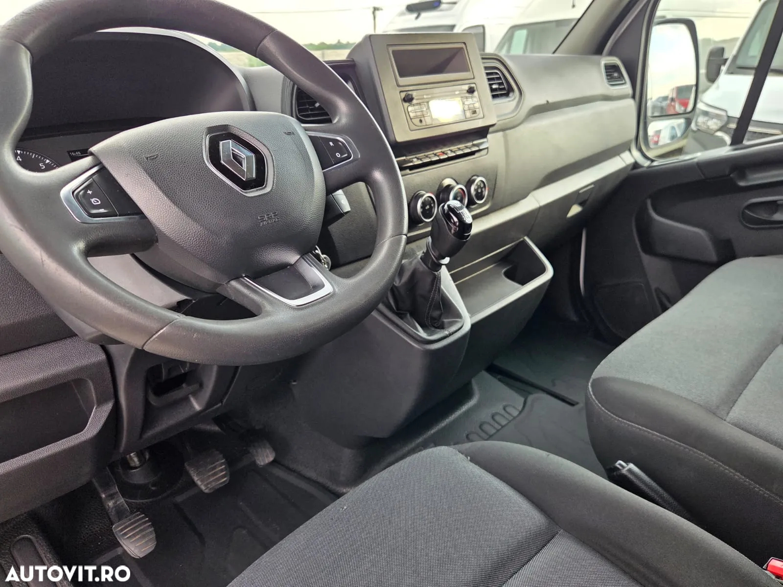 Renault New Master L2H2 - 22