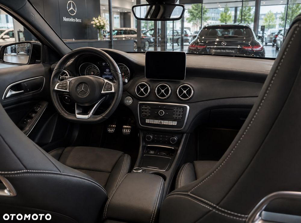 Mercedes-Benz Klasa A 180 (BlueEFFICIENCY) 7G-DCT AMG Sport - 3