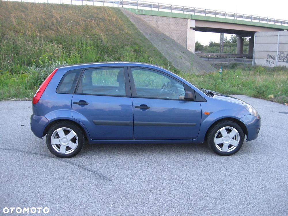 Ford Fiesta 1.3 Ambiente - 6