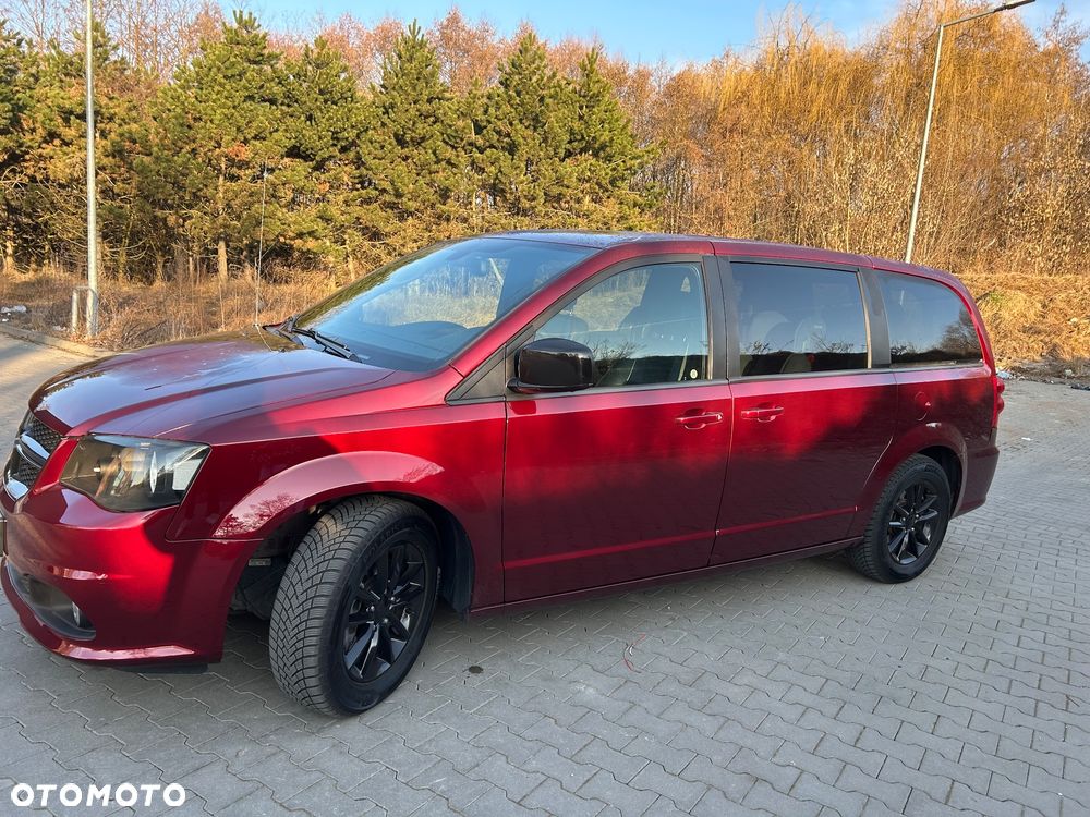 Dodge Grand Caravan - 13