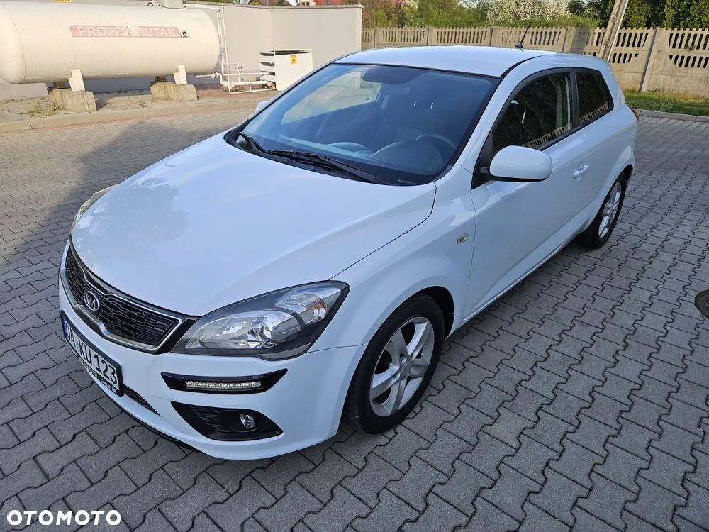 Kia ProCeed 1.4 CVVT Dream-Team Edition - 14