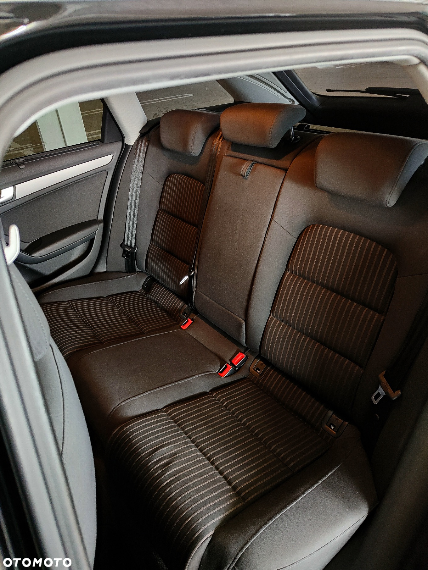 Audi A4 2.0 TDI DPF Ambiente - 11
