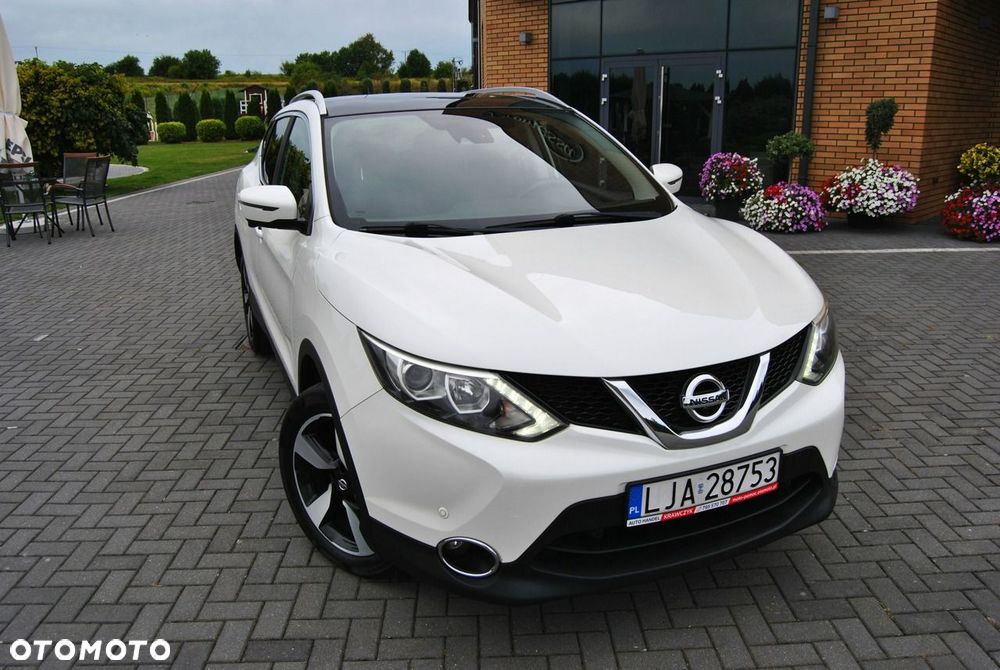 Nissan Qashqai 1.5 dCi TEKNA - 3