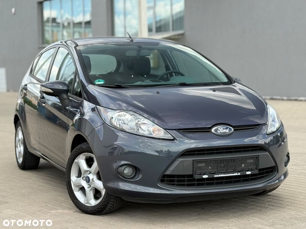 Ford Fiesta 1.25 Champions Edition - 3