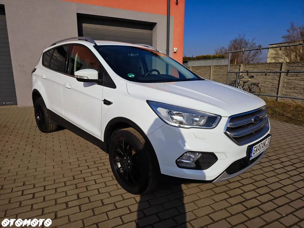 Ford Kuga - 11