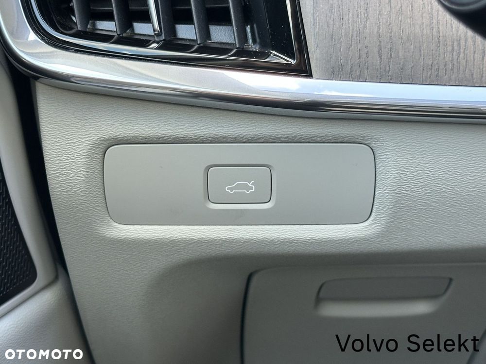 Volvo S90 - 37