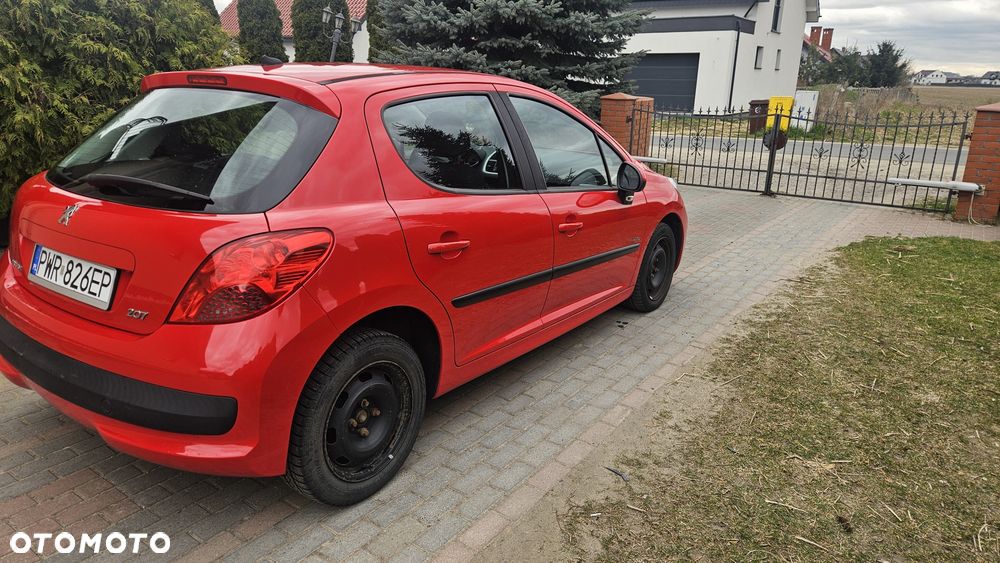 Peugeot 207 - 3