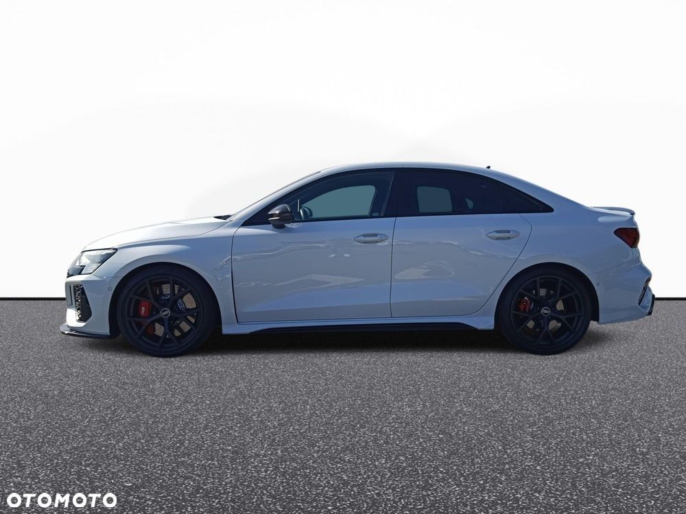 Audi RS3 Limousine - 9