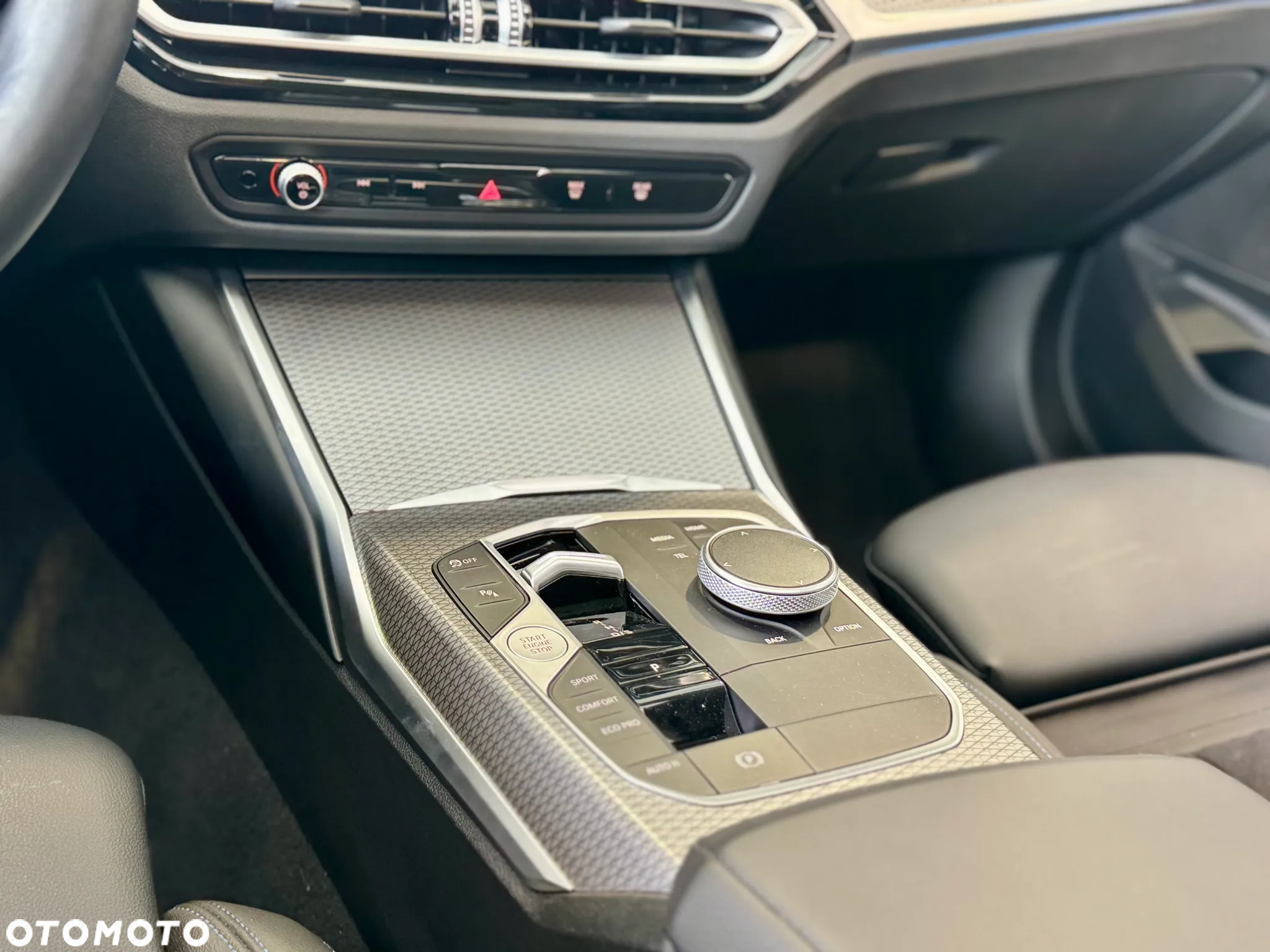 BMW Seria 3 320d xDrive M Sport sport - 40