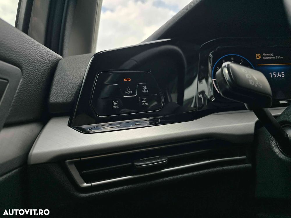 Volkswagen Golf - 15