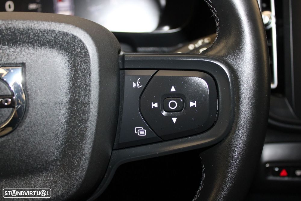 Volvo XC 40 1.5 T2 Momentum Core - 13