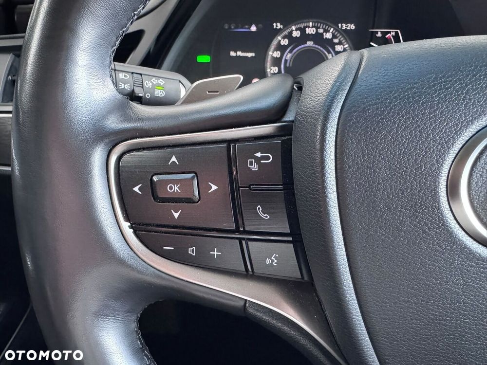 Lexus ES - 28
