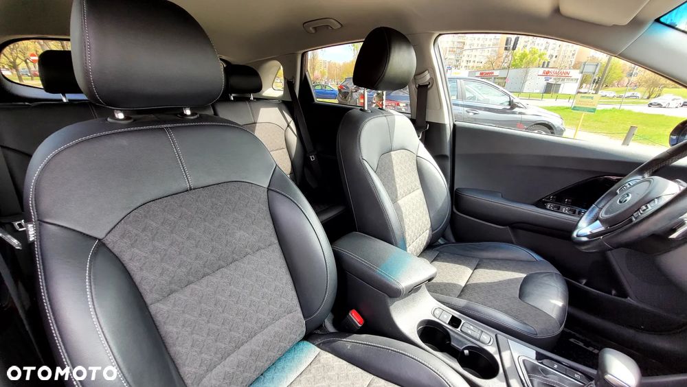 Kia Niro 1.6 GDI Hybrid Business Line - 15