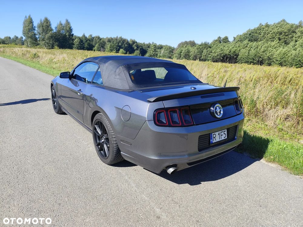 Ford Mustang 3.7 V6 - 6