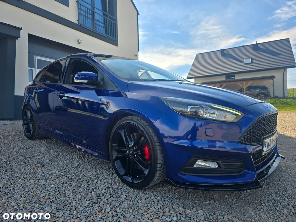 Ford Focus 2.0 EcoBoost ST mit Leder-Sport-Paket - 9