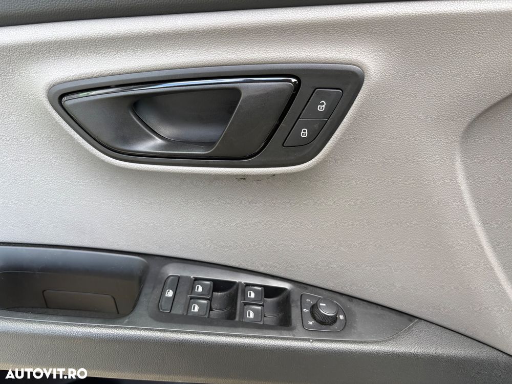 Seat Leon 1.6 TDI DPF Style - 14