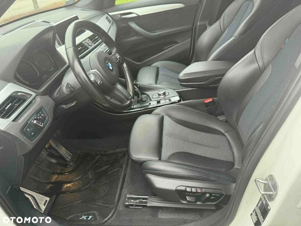 BMW X1 - 12