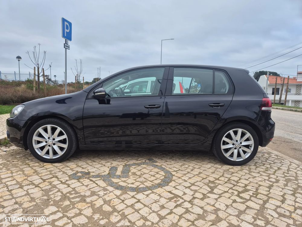 VW Golf 1.6 TDi Highline DSG - 1