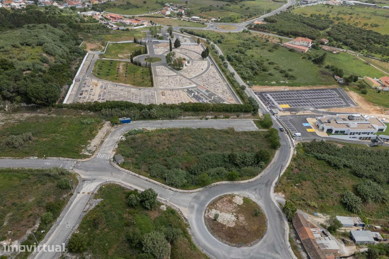 Lote de 798 m2 com Alvará para Prédio de 9 Frações em Alenquer - Grande imagem: 4/13