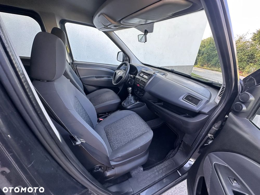 Fiat Doblo 1.4 16V Lounge - 23