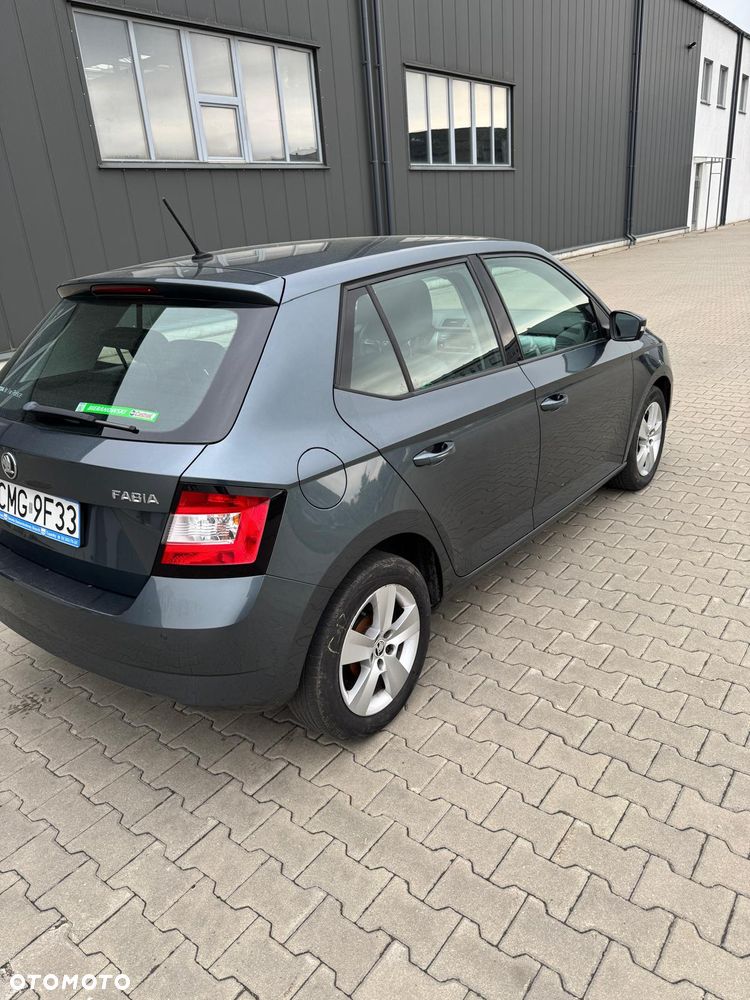 Skoda Fabia - 5