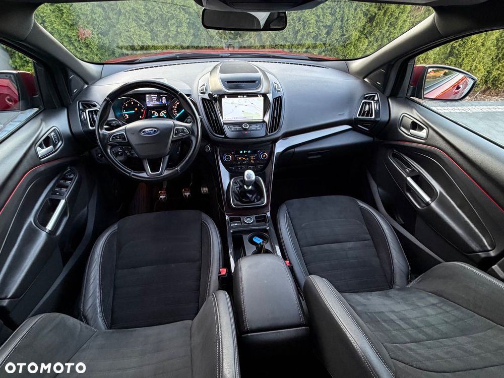 Ford Kuga 2.0 TDCi 4x4 ST-Line - 19