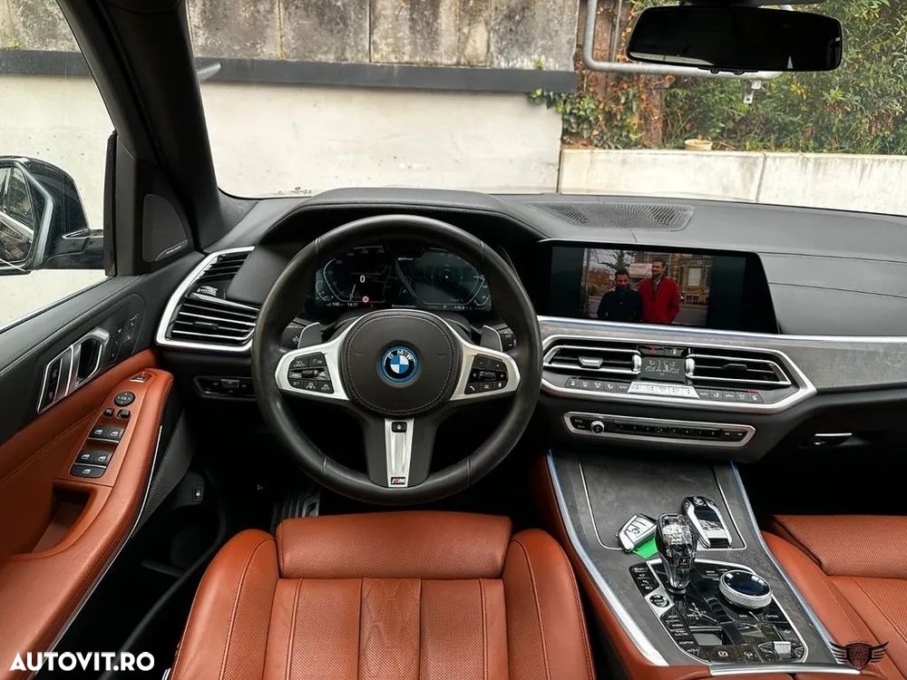 BMW X5 xDrive45e - 11