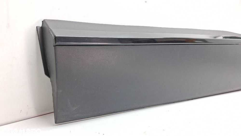 LISTWA DRZWI TYŁ LEWA KIA SORENTO IV 87731-P2000 - 2