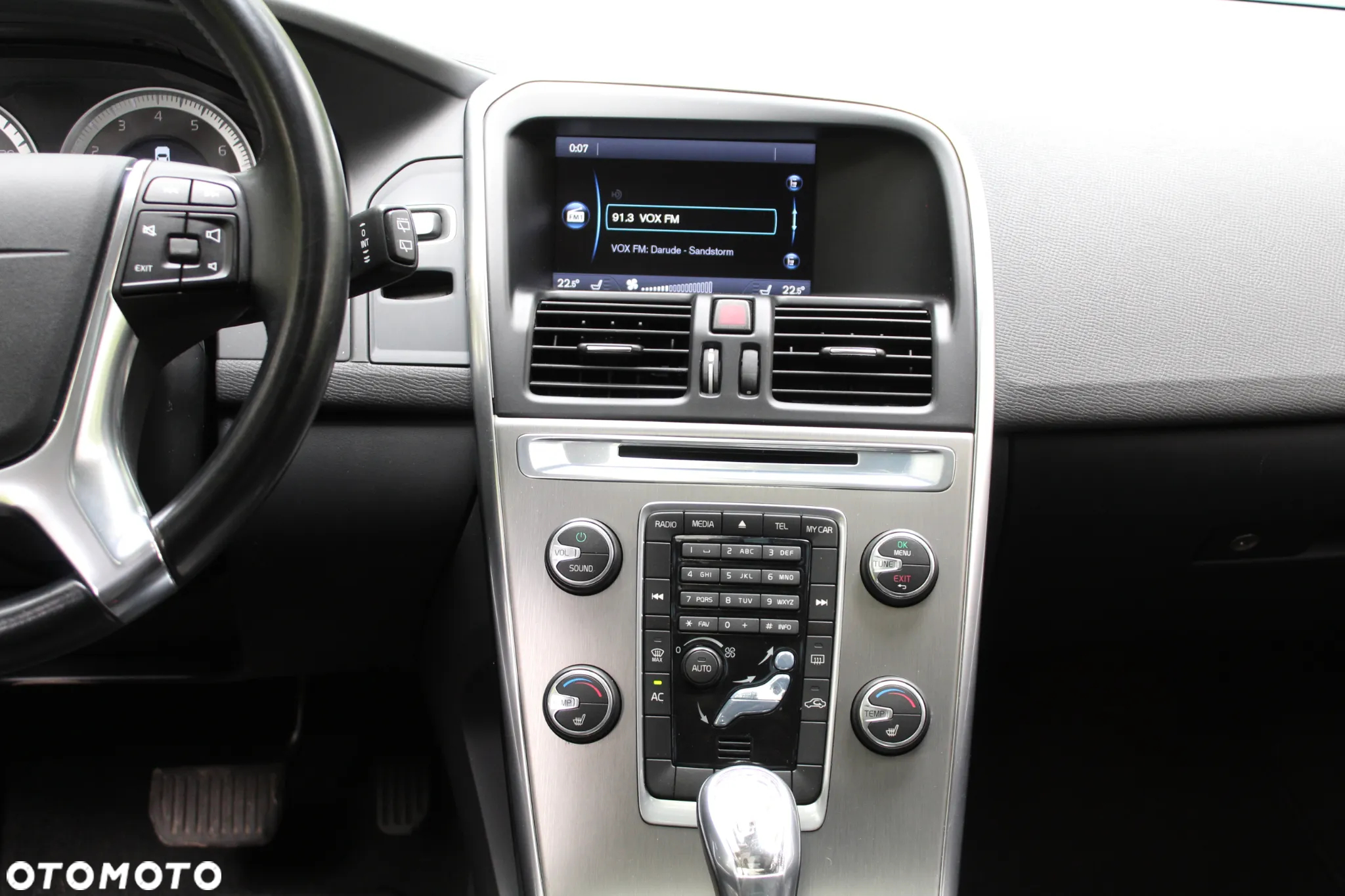 Volvo XC 60 T6 AWD Momentum - 11
