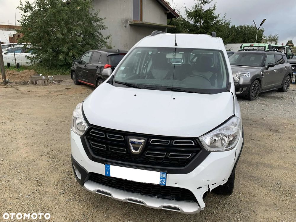 Dacia Dokker TCe 115 Stepway - 23